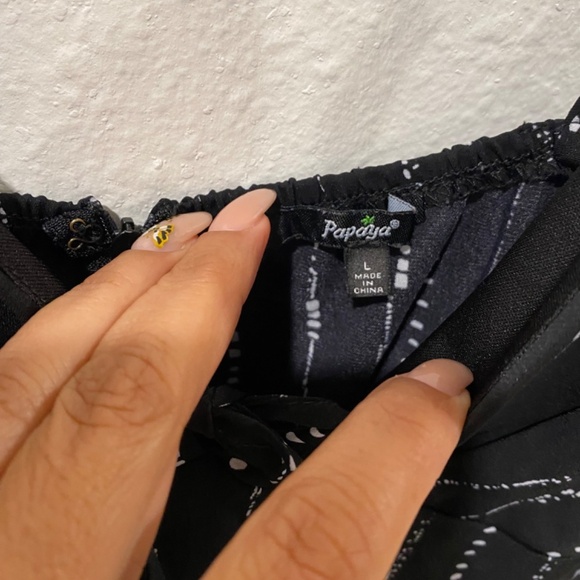 Papaya black with white stripe spaghetti, strapped romper size large - Picture 5 of 8